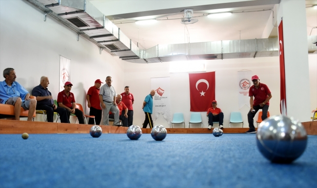 Alanya'da Kıbrıs gazileri bocce takımı kurdu